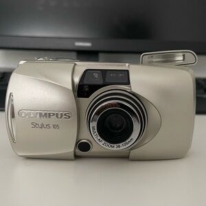 Vintage 35mm Film Camera - OLYMPUS Stylus 105